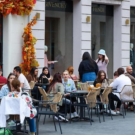 Ultracentral - Apartament Pe Calea Victoriei Boekarest Buitenkant foto